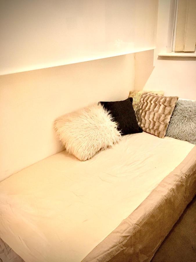 Hendon Homestay エクステリア 写真